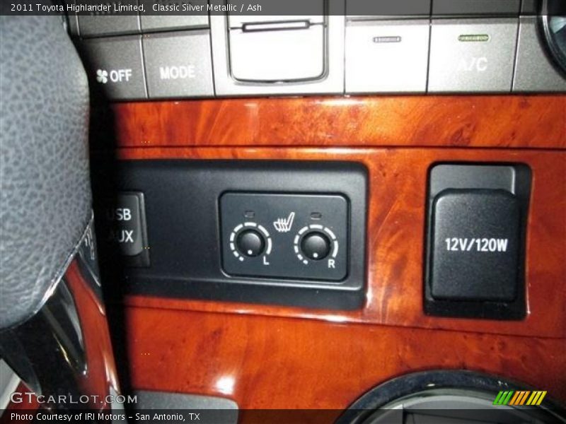 Classic Silver Metallic / Ash 2011 Toyota Highlander Limited