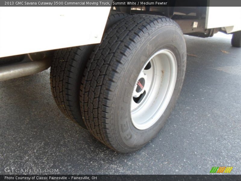 Summit White / Medium Pewter 2013 GMC Savana Cutaway 3500 Commercial Moving Truck