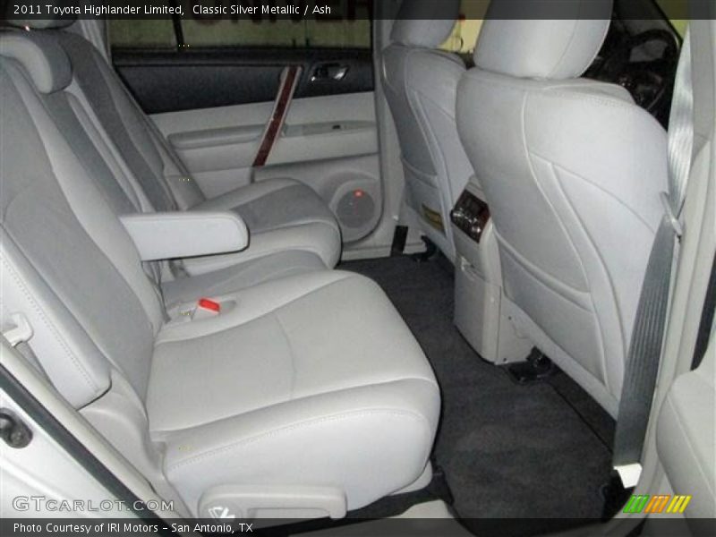 Classic Silver Metallic / Ash 2011 Toyota Highlander Limited
