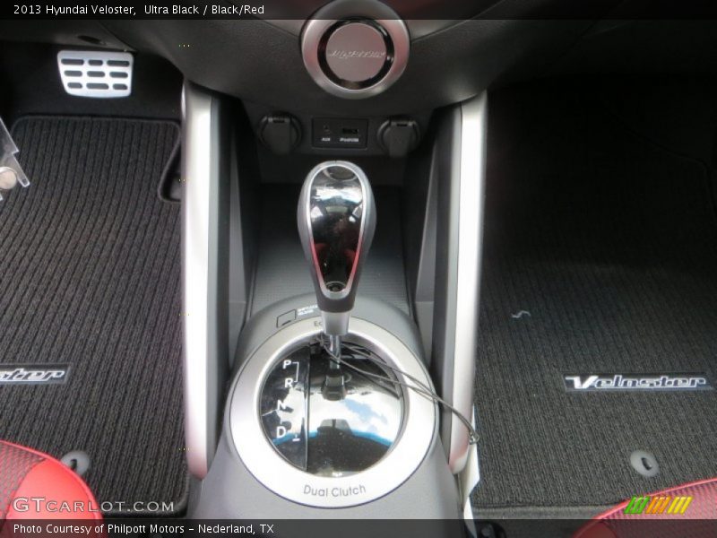 Ultra Black / Black/Red 2013 Hyundai Veloster