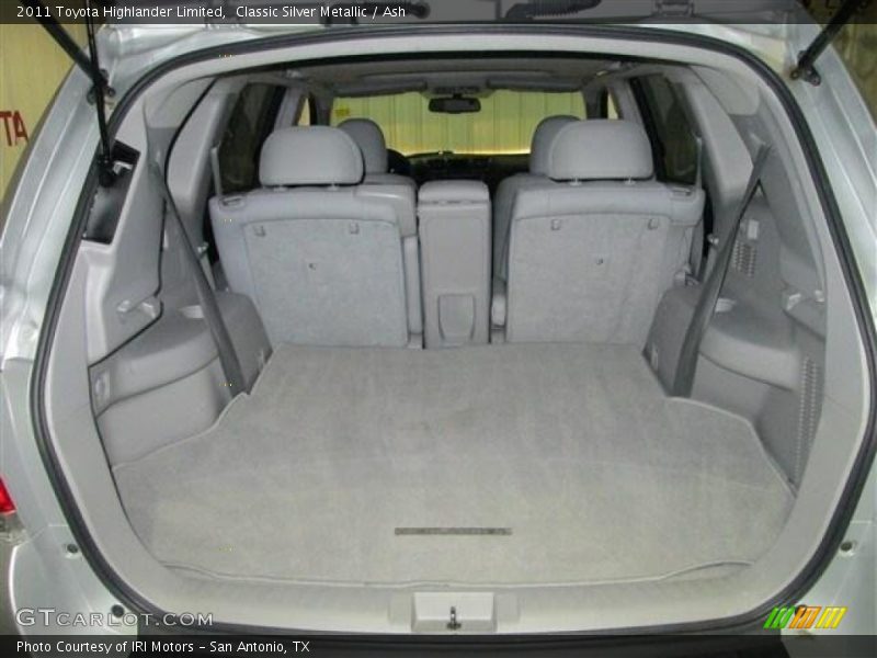 Classic Silver Metallic / Ash 2011 Toyota Highlander Limited