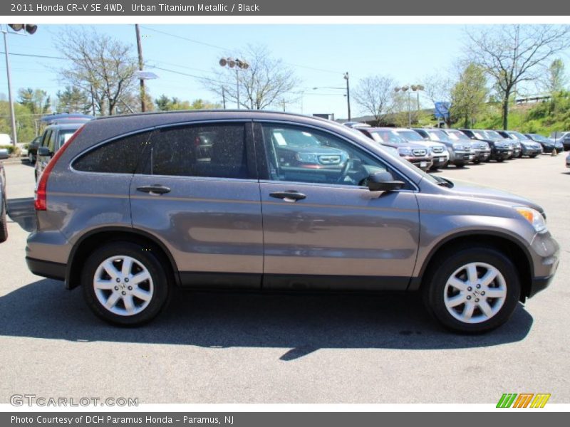 Urban Titanium Metallic / Black 2011 Honda CR-V SE 4WD