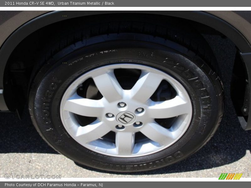 Urban Titanium Metallic / Black 2011 Honda CR-V SE 4WD