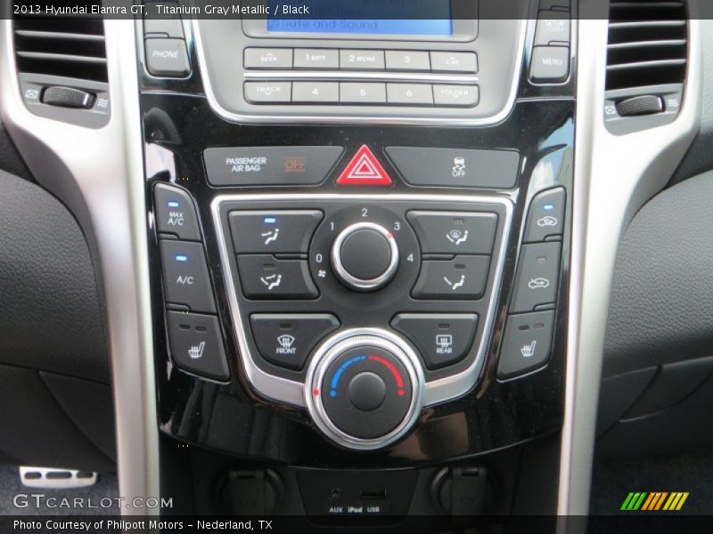Titanium Gray Metallic / Black 2013 Hyundai Elantra GT