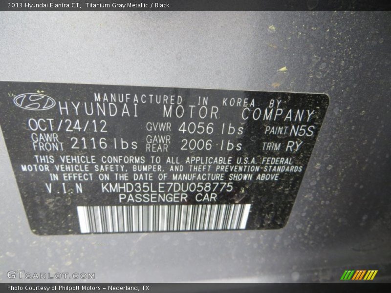 Titanium Gray Metallic / Black 2013 Hyundai Elantra GT