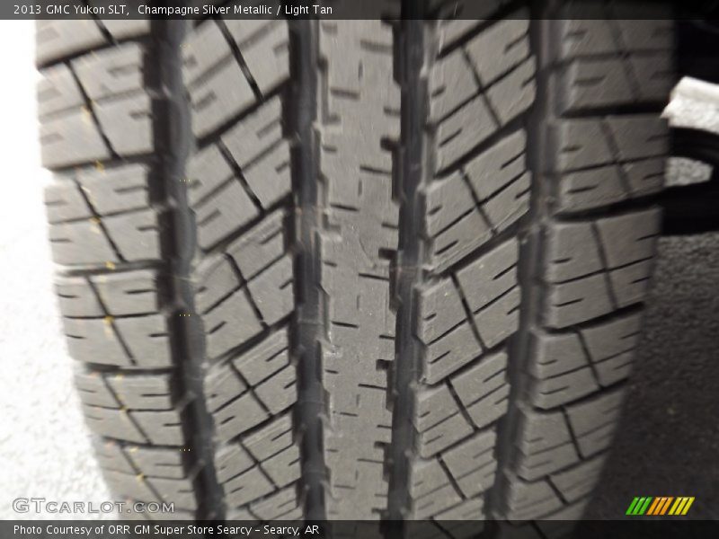 Champagne Silver Metallic / Light Tan 2013 GMC Yukon SLT