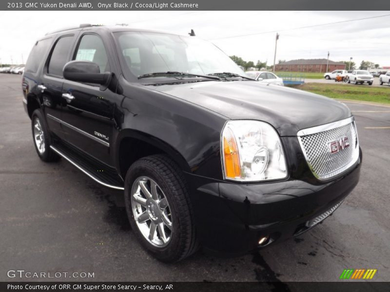 Onyx Black / Cocoa/Light Cashmere 2013 GMC Yukon Denali AWD