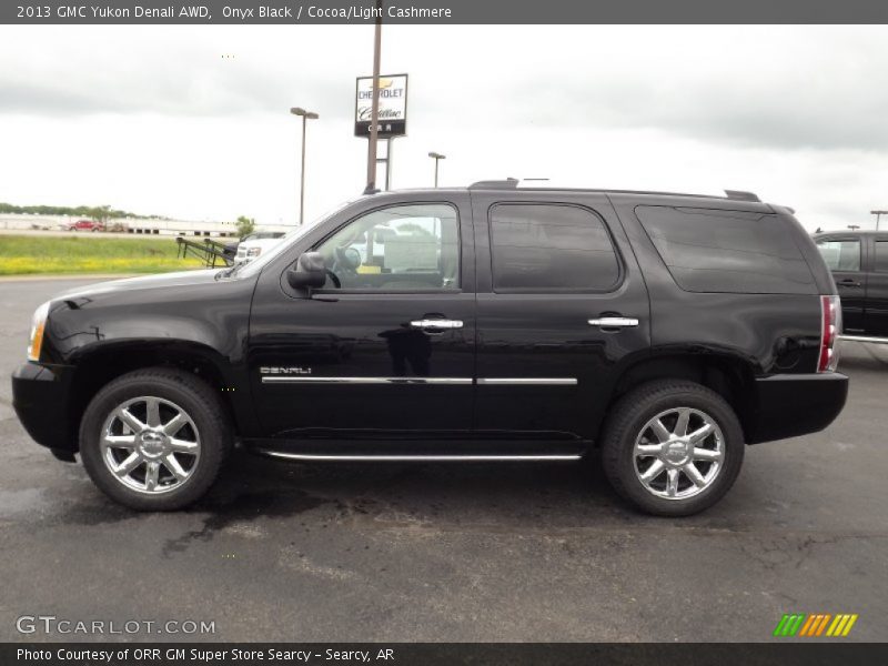 Onyx Black / Cocoa/Light Cashmere 2013 GMC Yukon Denali AWD