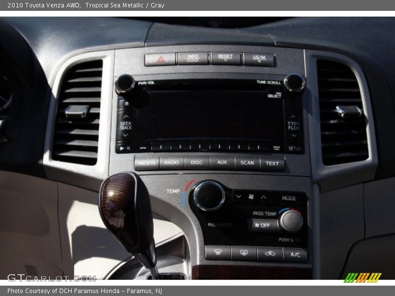 Tropical Sea Metallic / Gray 2010 Toyota Venza AWD
