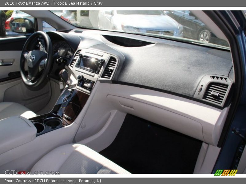 Tropical Sea Metallic / Gray 2010 Toyota Venza AWD