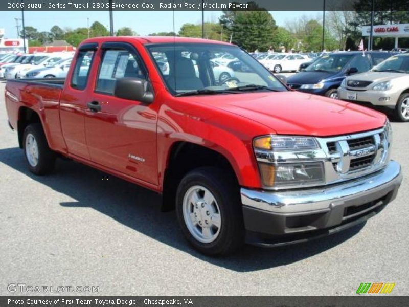 Radiant Red / Medium Pewter 2006 Isuzu i-Series Truck i-280 S Extended Cab