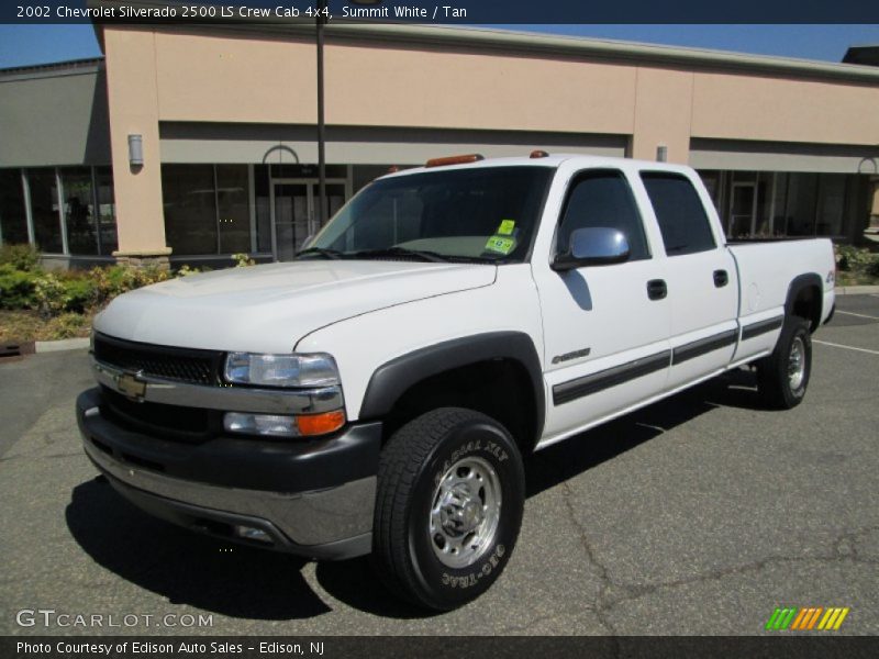 Front 3/4 View of 2002 Silverado 2500 LS Crew Cab 4x4