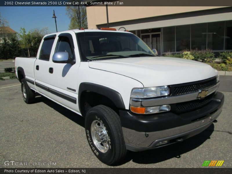 Front 3/4 View of 2002 Silverado 2500 LS Crew Cab 4x4