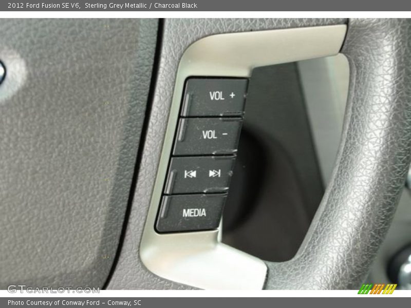 Controls of 2012 Fusion SE V6