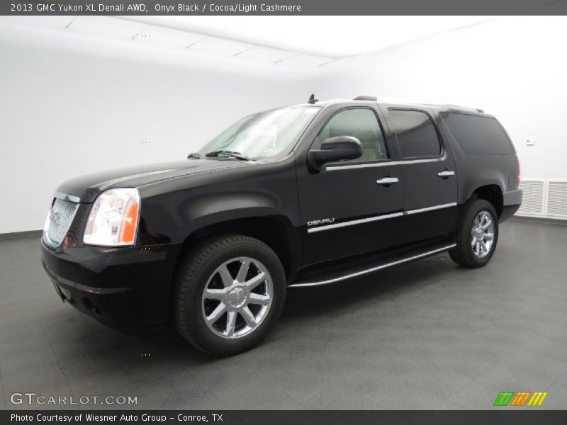 Onyx Black / Cocoa/Light Cashmere 2013 GMC Yukon XL Denali AWD