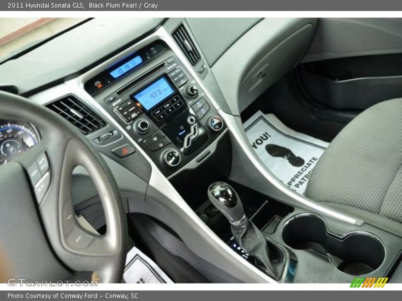 Black Plum Pearl / Gray 2011 Hyundai Sonata GLS