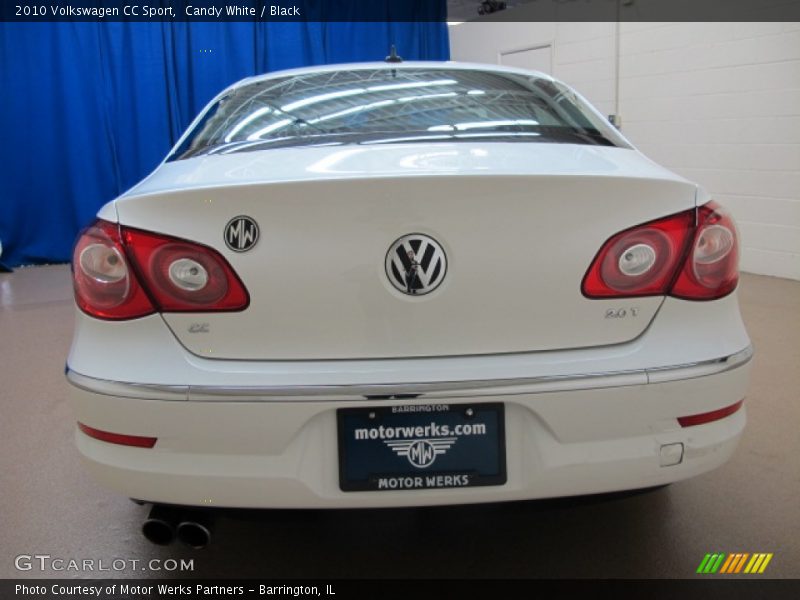 Candy White / Black 2010 Volkswagen CC Sport