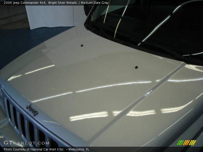 Bright Silver Metallic / Medium Slate Gray 2006 Jeep Commander 4x4