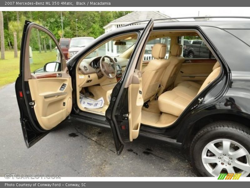  2007 ML 350 4Matic Macadamia Interior