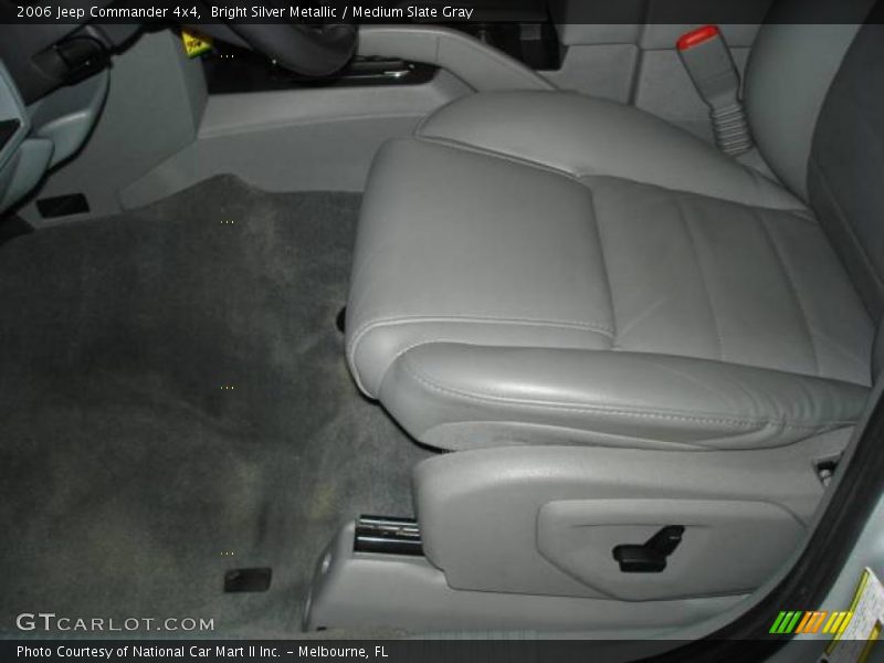 Bright Silver Metallic / Medium Slate Gray 2006 Jeep Commander 4x4