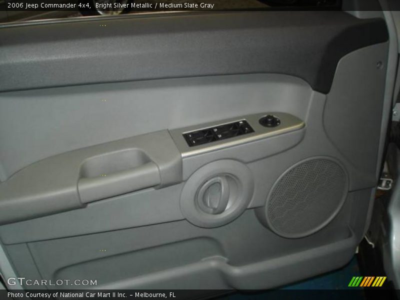 Bright Silver Metallic / Medium Slate Gray 2006 Jeep Commander 4x4