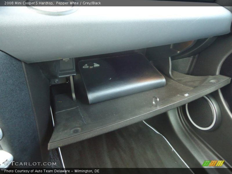 Pepper White / Grey/Black 2008 Mini Cooper S Hardtop
