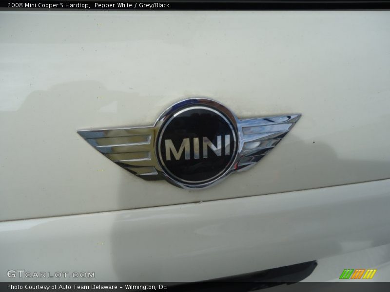 Pepper White / Grey/Black 2008 Mini Cooper S Hardtop