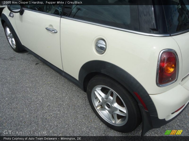 Pepper White / Grey/Black 2008 Mini Cooper S Hardtop