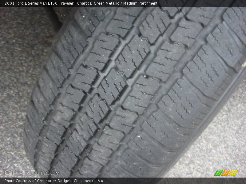 Charcoal Green Metallic / Medium Parchment 2001 Ford E Series Van E150 Traveler