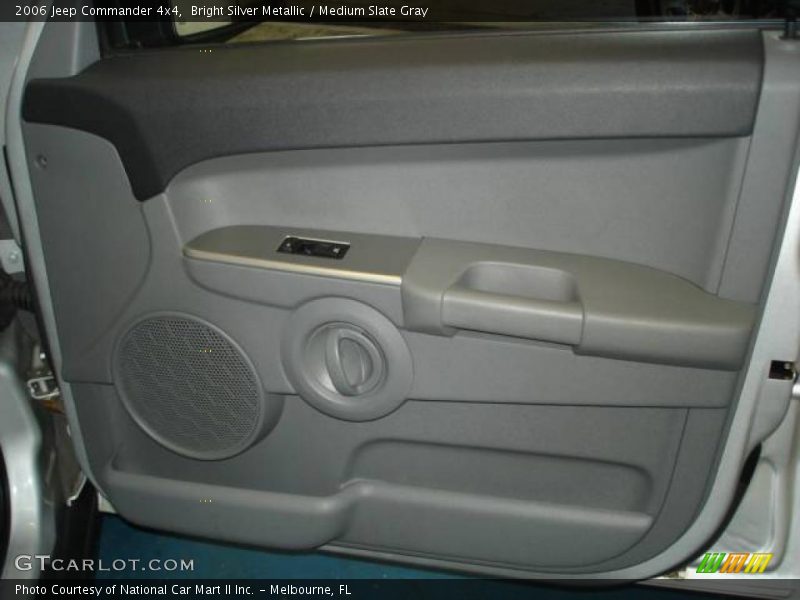 Bright Silver Metallic / Medium Slate Gray 2006 Jeep Commander 4x4