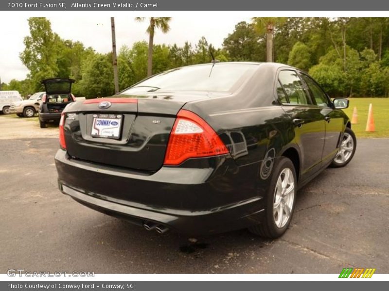 Atlantis Green Metallic / Camel 2010 Ford Fusion SE