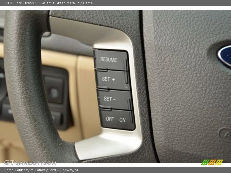 Atlantis Green Metallic / Camel 2010 Ford Fusion SE