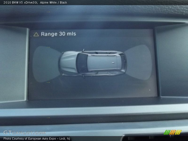 Alpine White / Black 2010 BMW X5 xDrive30i