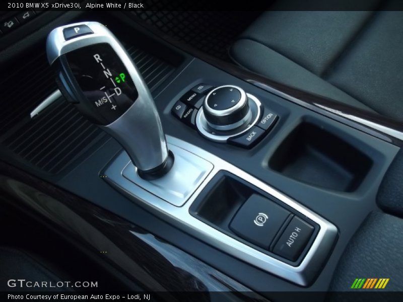 Alpine White / Black 2010 BMW X5 xDrive30i