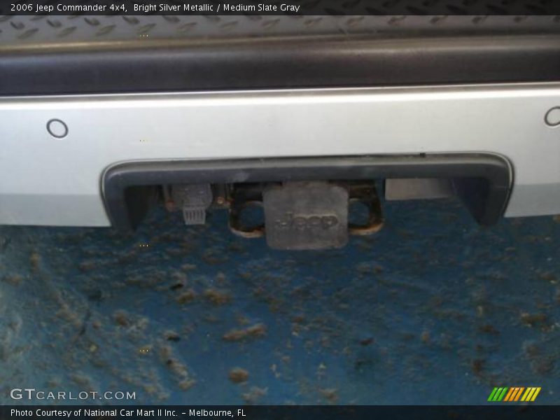 Bright Silver Metallic / Medium Slate Gray 2006 Jeep Commander 4x4