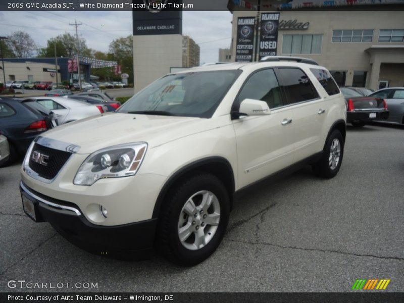 White Diamond Tricoat / Light Titanium 2009 GMC Acadia SLT