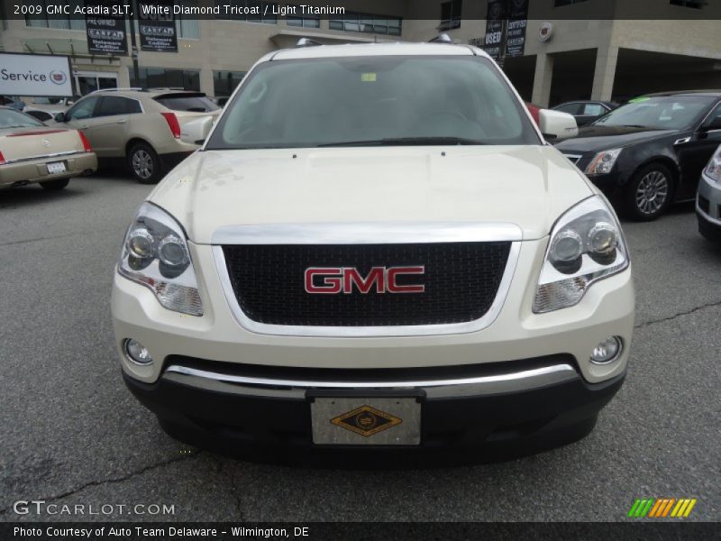 White Diamond Tricoat / Light Titanium 2009 GMC Acadia SLT