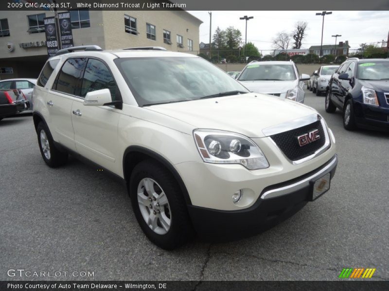 White Diamond Tricoat / Light Titanium 2009 GMC Acadia SLT