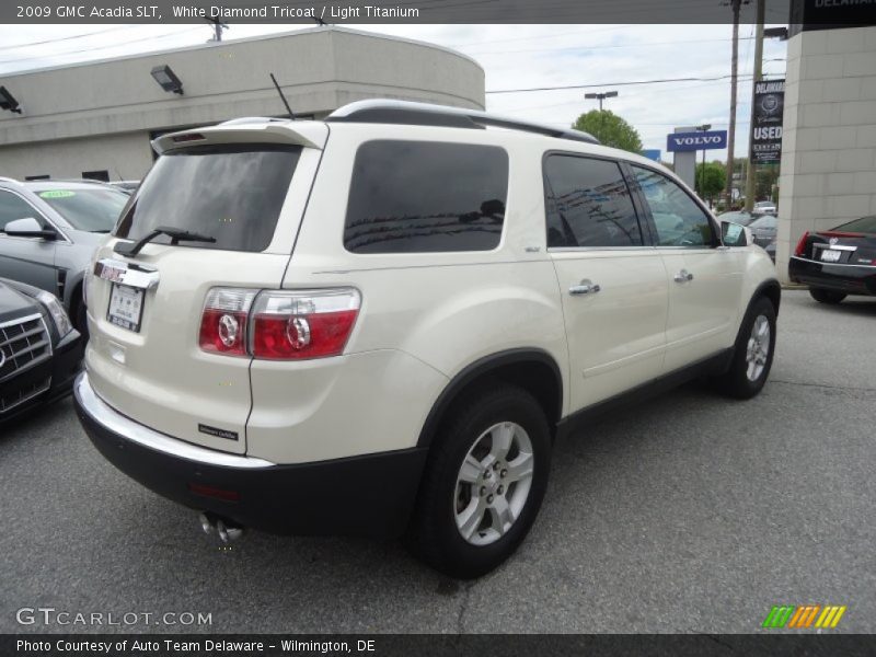 White Diamond Tricoat / Light Titanium 2009 GMC Acadia SLT