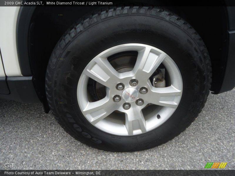 White Diamond Tricoat / Light Titanium 2009 GMC Acadia SLT
