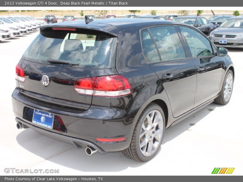 Deep Black Pearl Metallic / Titan Black 2013 Volkswagen GTI 4 Door