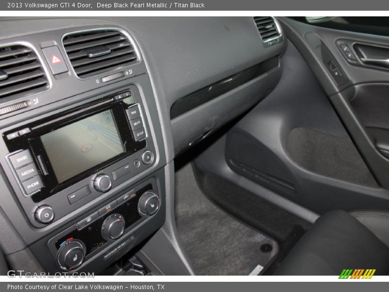 Deep Black Pearl Metallic / Titan Black 2013 Volkswagen GTI 4 Door