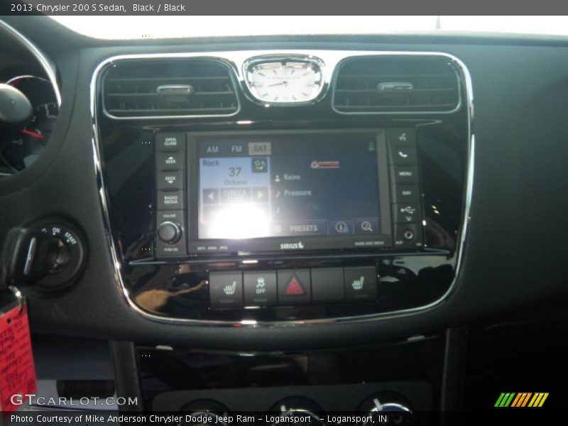 Black / Black 2013 Chrysler 200 S Sedan