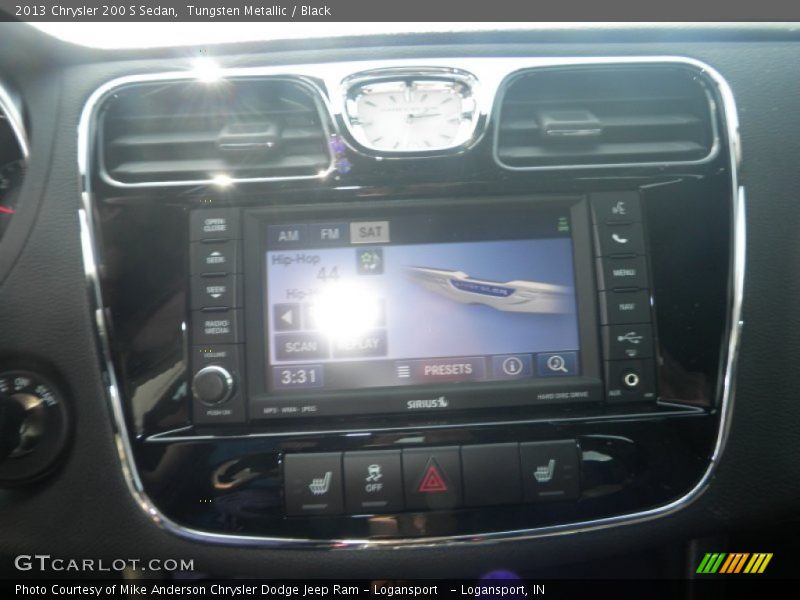 Tungsten Metallic / Black 2013 Chrysler 200 S Sedan