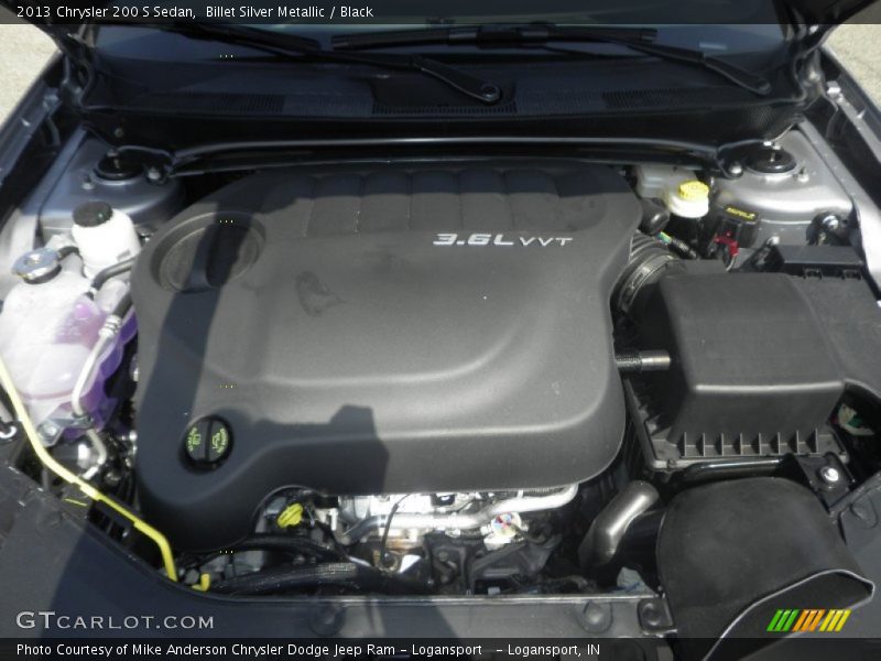 Billet Silver Metallic / Black 2013 Chrysler 200 S Sedan