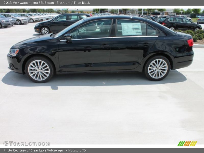 Black Uni / Titan Black 2013 Volkswagen Jetta SEL Sedan
