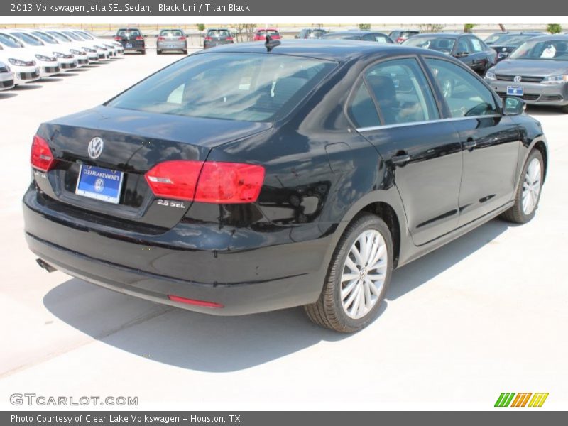 Black Uni / Titan Black 2013 Volkswagen Jetta SEL Sedan