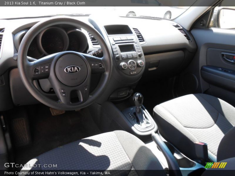 Titanium Gray / Black Cloth 2013 Kia Soul 1.6