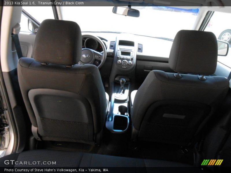 Titanium Gray / Black Cloth 2013 Kia Soul 1.6
