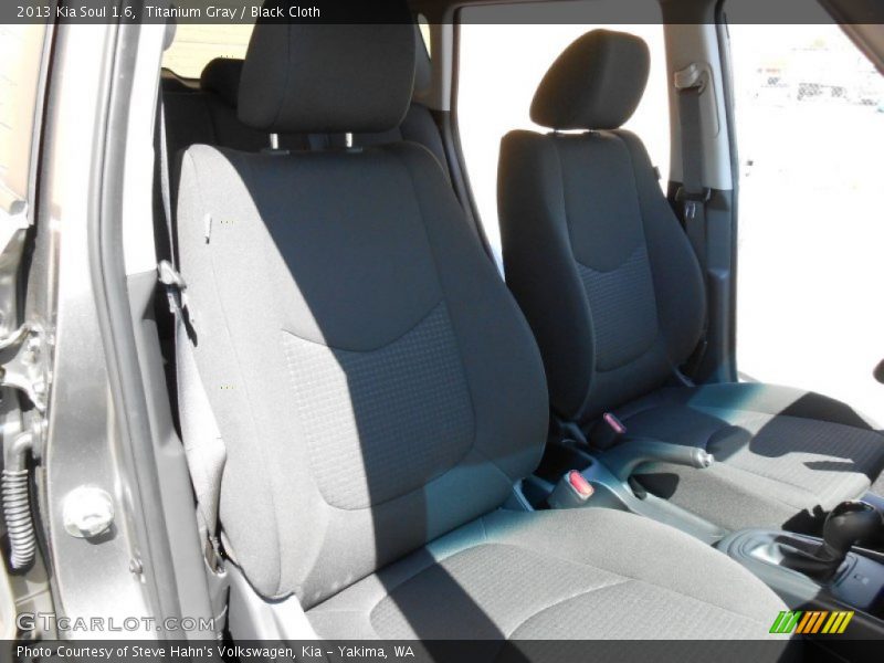 Titanium Gray / Black Cloth 2013 Kia Soul 1.6